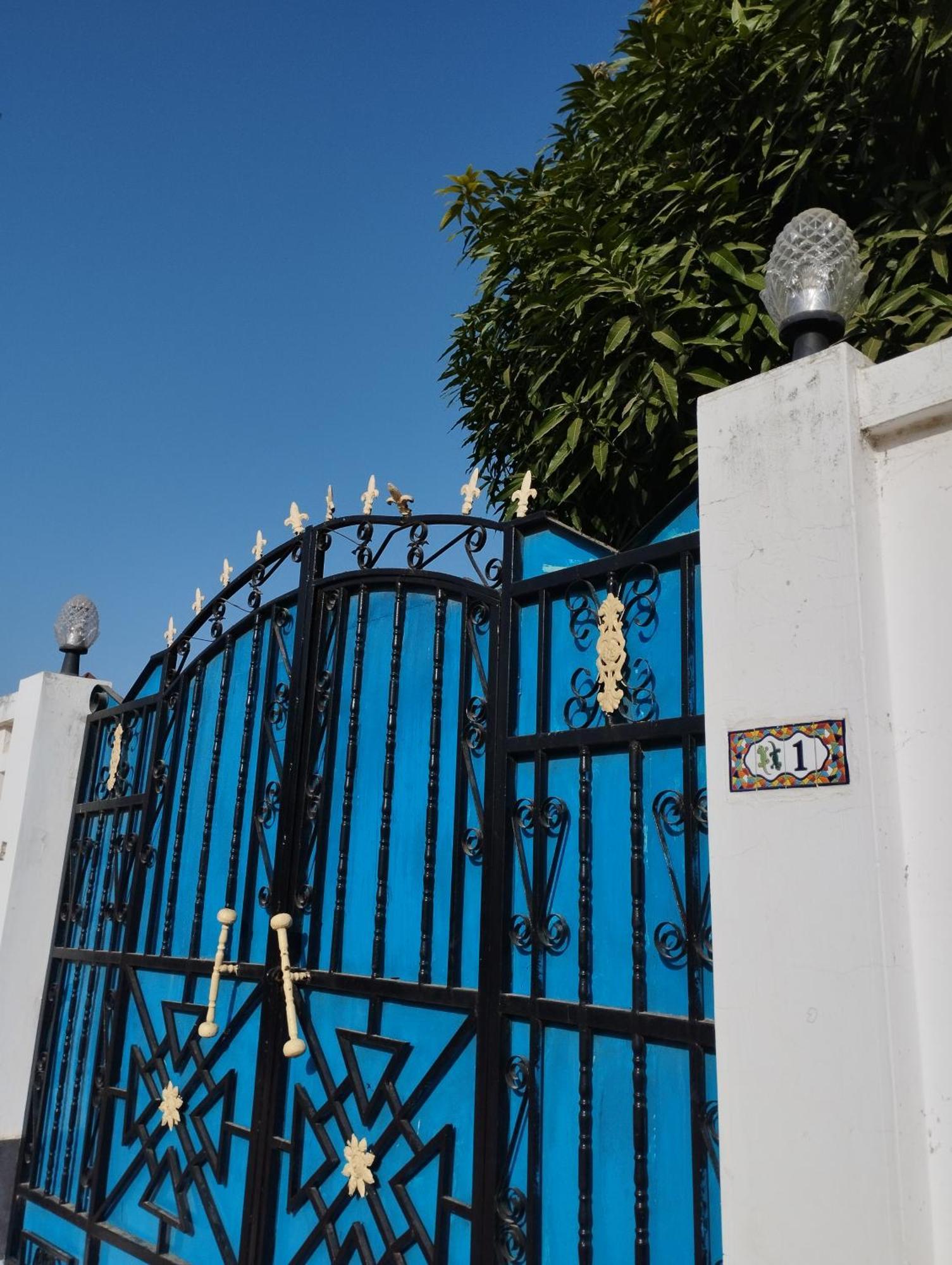 The White House No.1 Villa Brufut ภายนอก รูปภาพ
